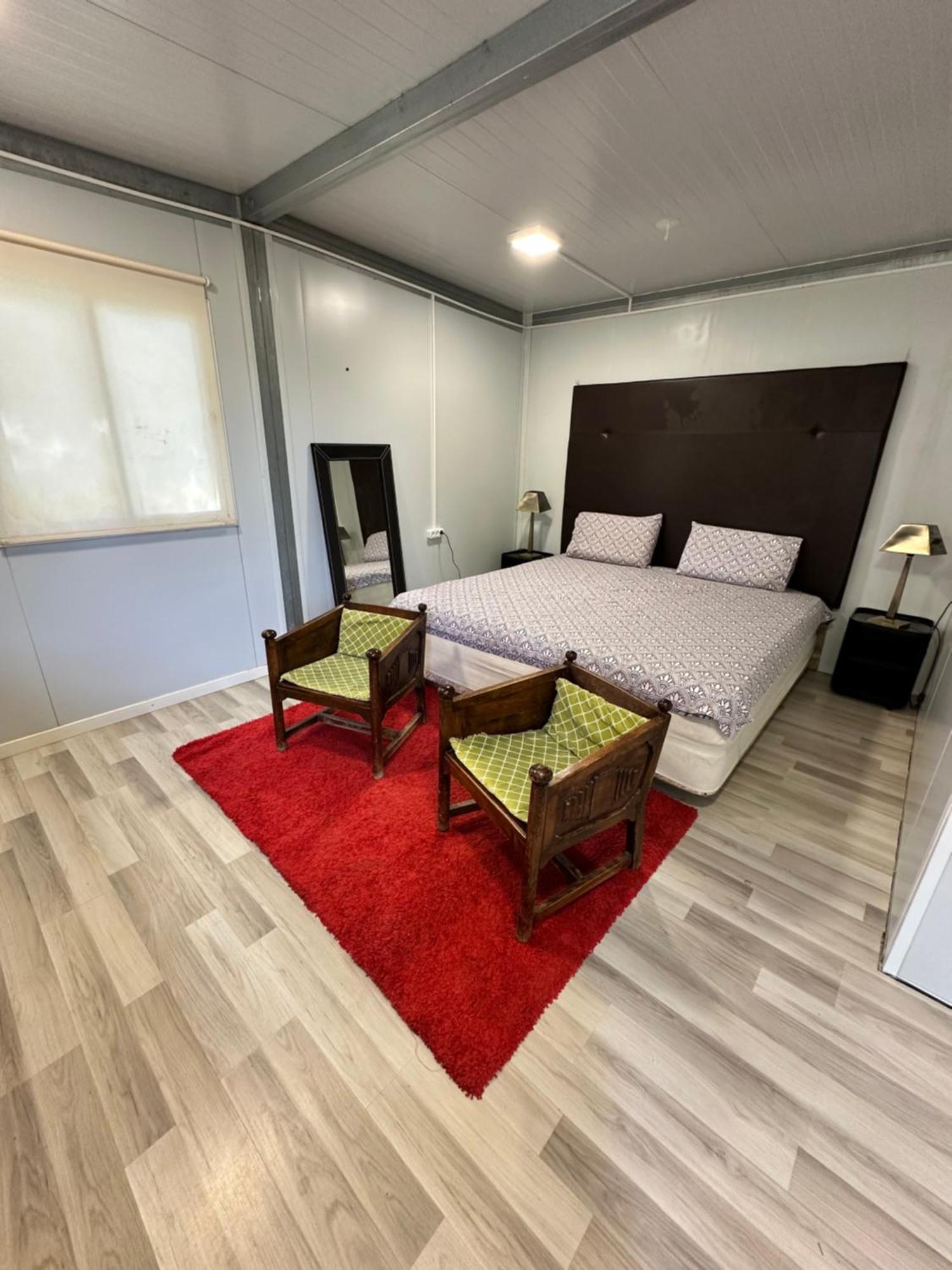 Bungalow Infanta Torrelaguna Exteriér fotografie